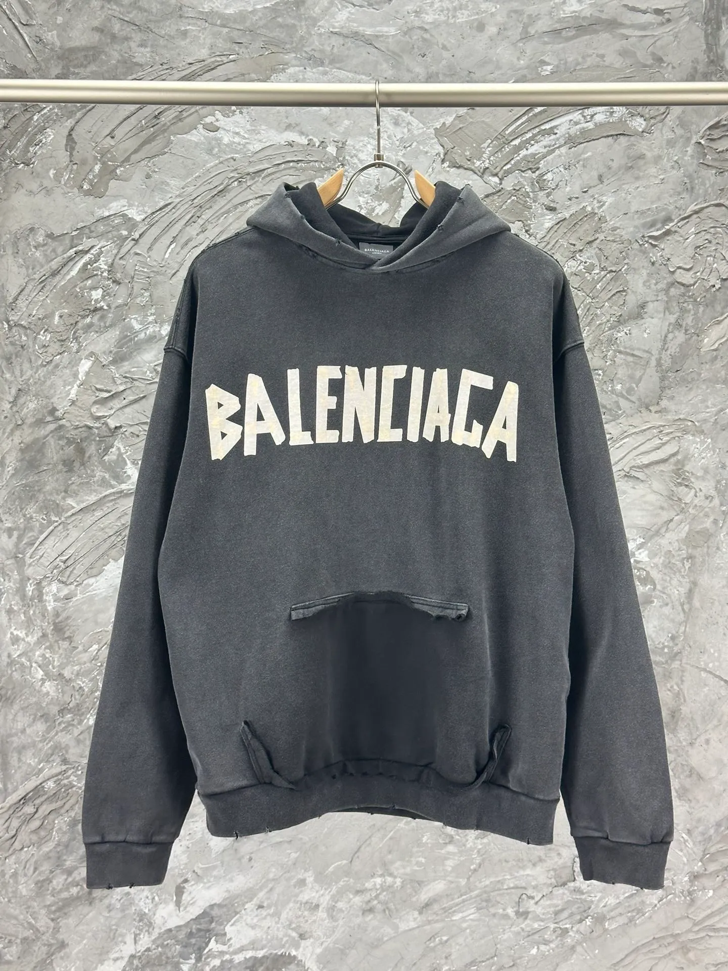 BALENCI*GA 24ss Hot Sale . . . . . , . 450g os . Same Style -Color： ， ， ， -SIZE：XS S M L 8912#